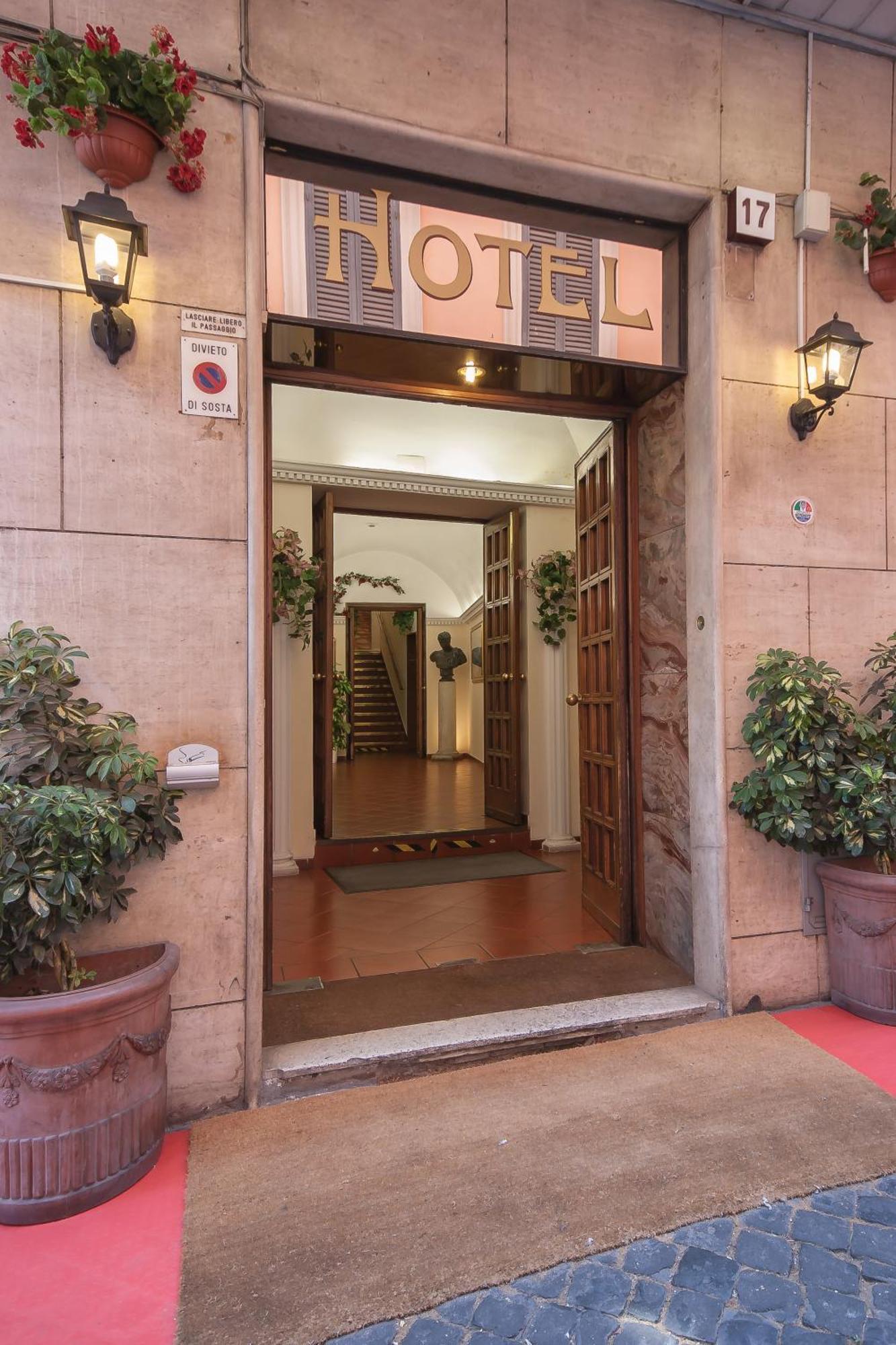 Hotell Tirreno