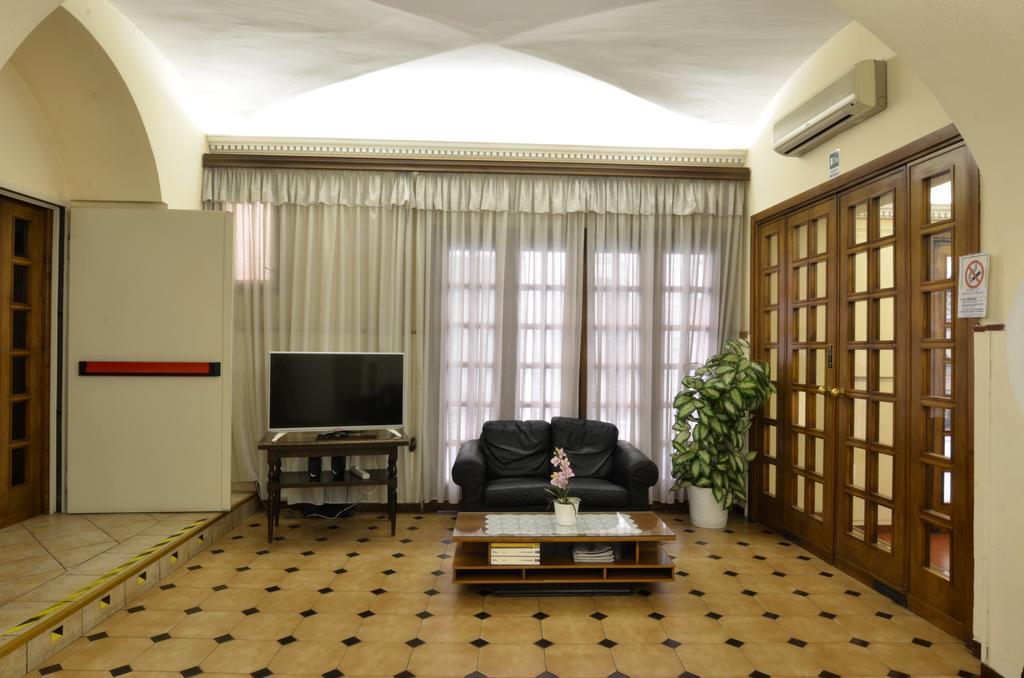 Tirreno Hotell