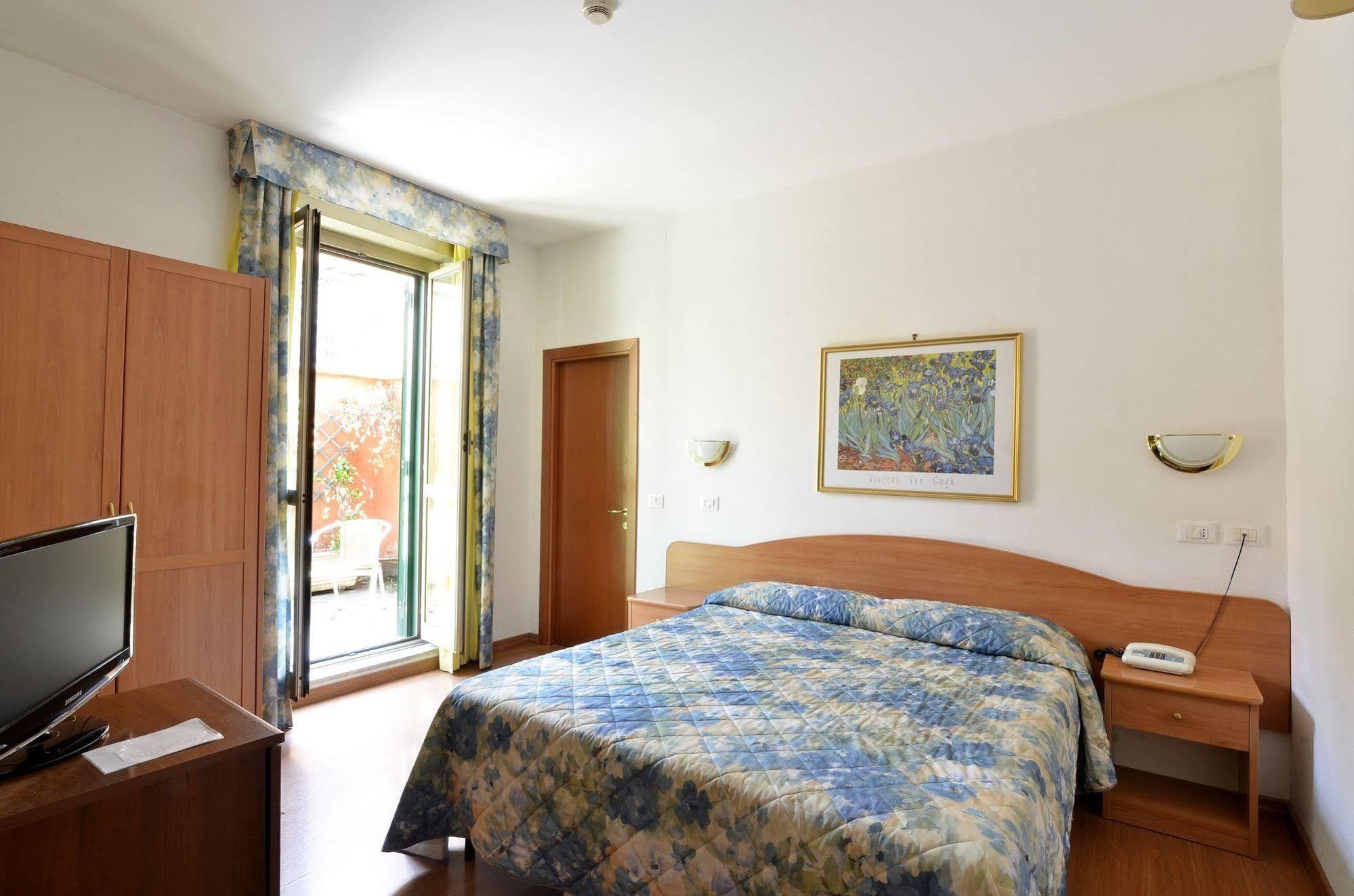 Tirreno 3* Rom