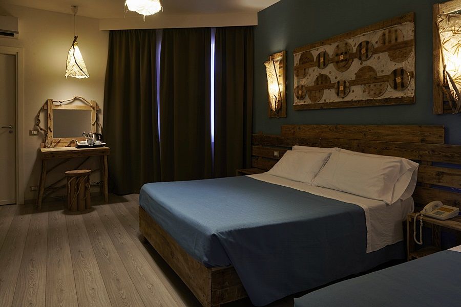 Hotell Tirreno 3*
